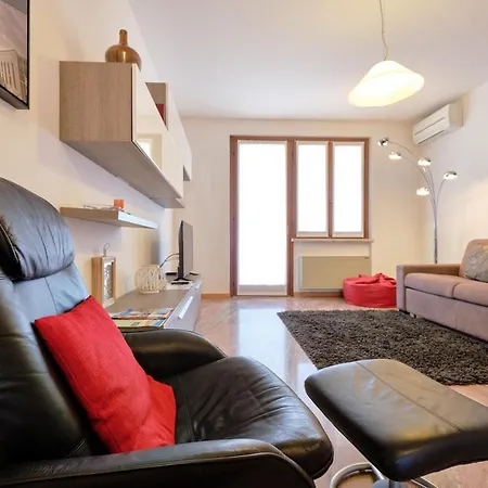 Apartmentsgarda - Gardalux * Garda (Verona)