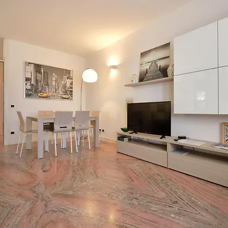 Apartmentsgarda - Gardalux Apartamento