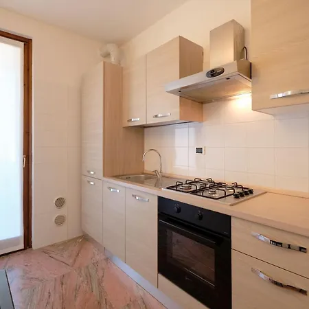 Apartmentsgarda - Gardalux Appartement *