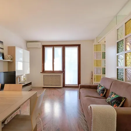 Apartmentsgarda - Gardalux * Garda (Verona)