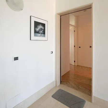 Apartmentsgarda - Gardalux * Garda (Verona)