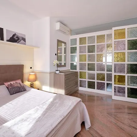 Apartmentsgarda - Gardalux * Garda (Verona)