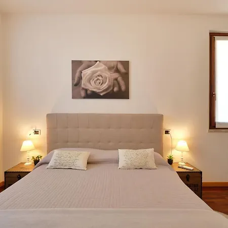 Apartment Apartmentsgarda - Gardalux Garda (Verona)