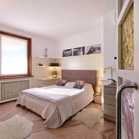 Apartman Apartmentsgarda - Gardalux *