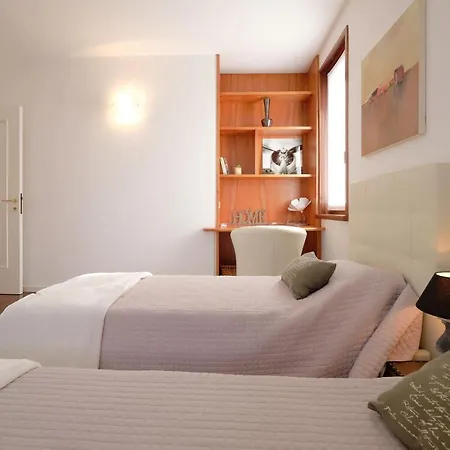 Apartman Apartmentsgarda - Gardalux *